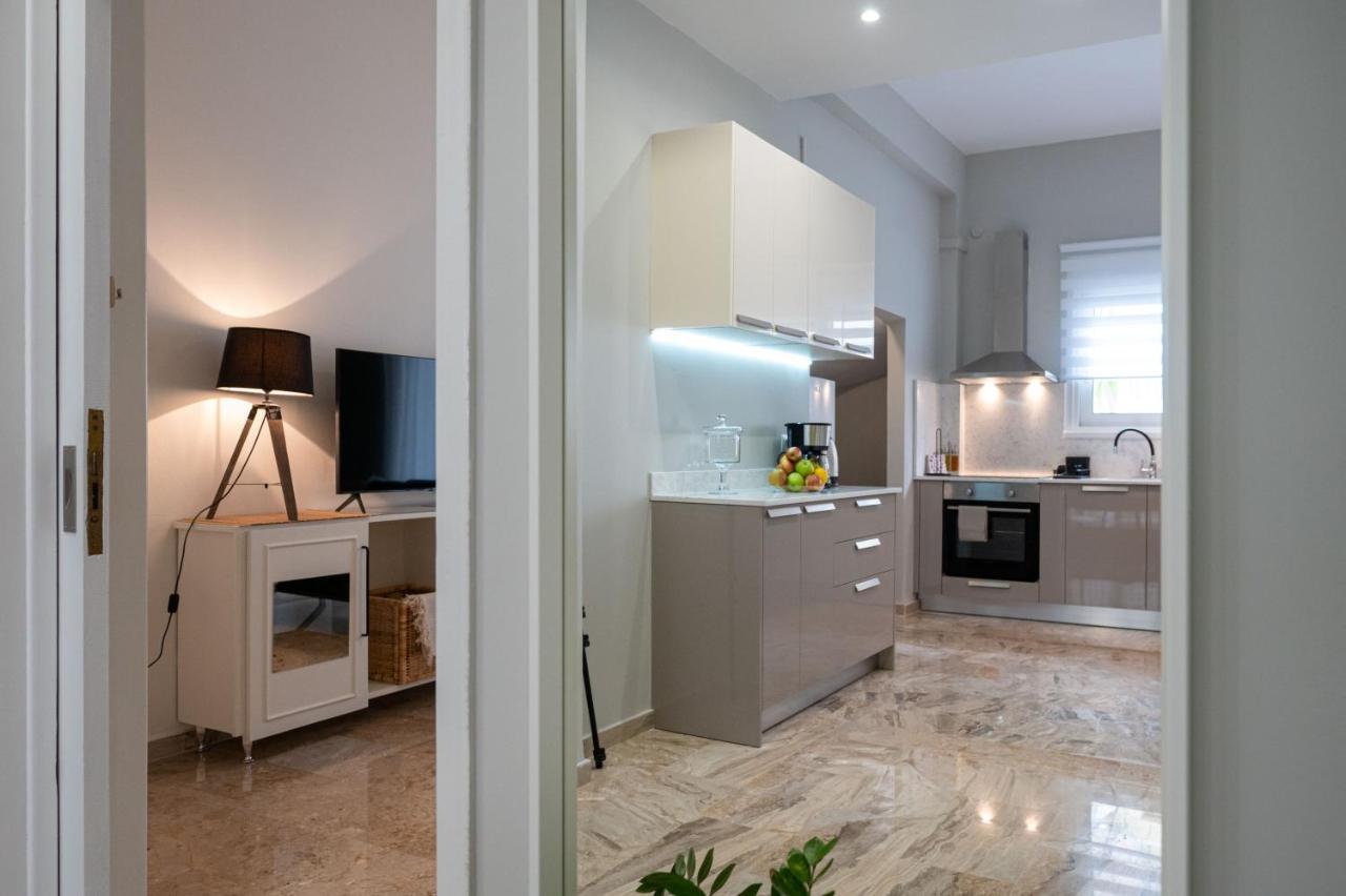 Anesis With A Yard Apartment Kalamata Exterior photo
