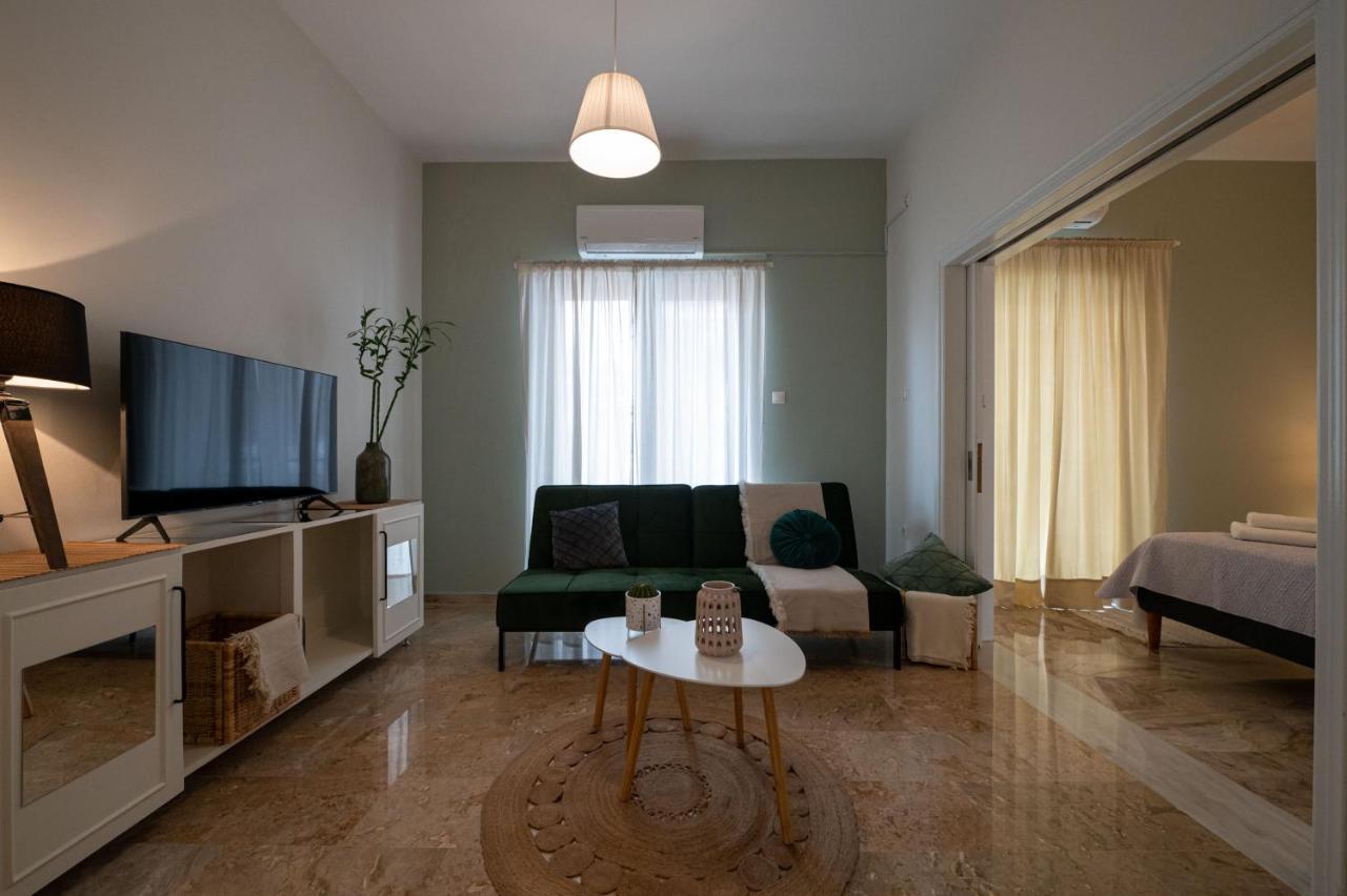 Anesis With A Yard Apartment Kalamata Exterior photo
